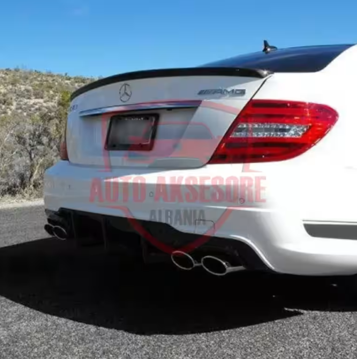 Bisht bagazhi dhe xhami per C Class W204